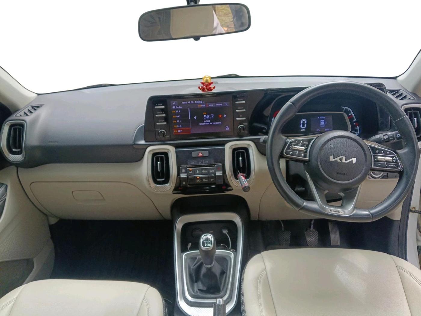2021 KIA SONET HTX ANNIVERSARY EDITION 1.5, Diesel, Manual, 50,502 km, interior