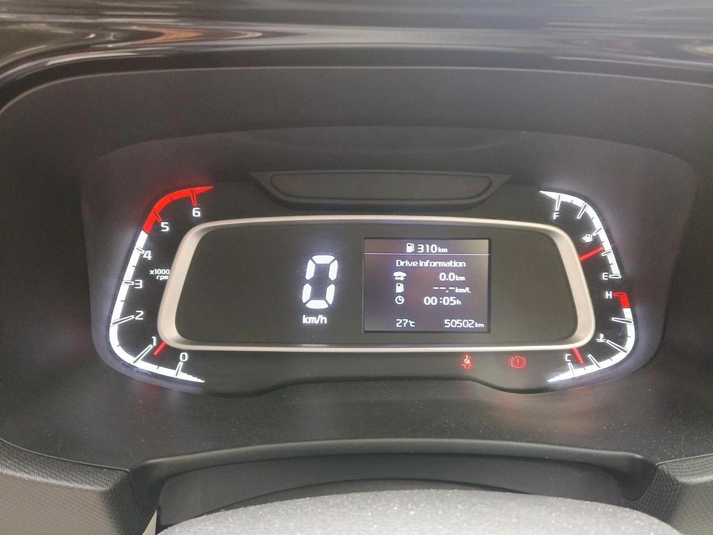 2021 KIA SONET HTX ANNIVERSARY EDITION 1.5, Diesel, Manual, 50,502 km, interior