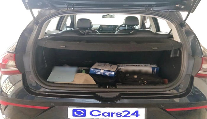 2025 Hyundai NEW I20 Sportz (O) 1.2 IVT, Petrol, Automatic, 4,454 km, exterior