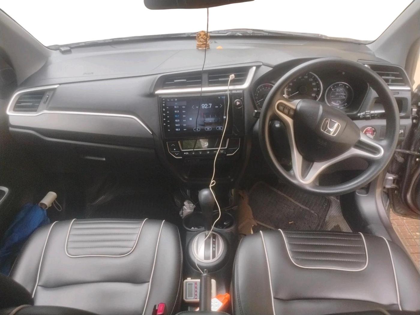2016 Honda BR-V 1.5L I-VTEC V CVT, Petrol, Automatic, 41,740 km, interior