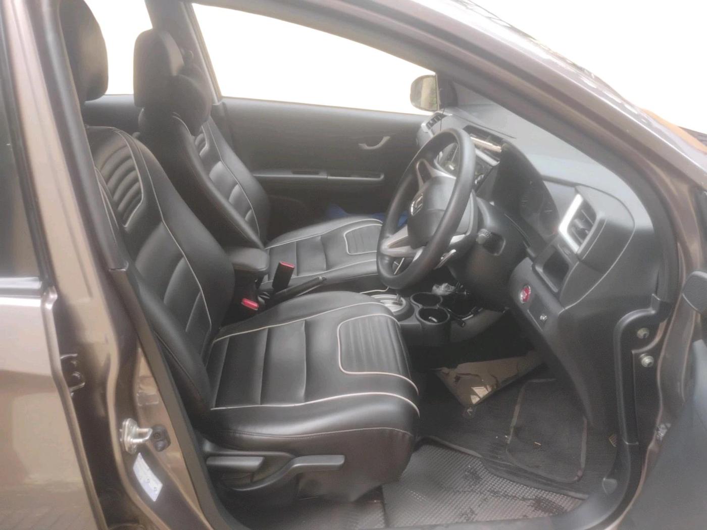 2016 Honda BR-V 1.5L I-VTEC V CVT, Petrol, Automatic, 41,740 km, interior