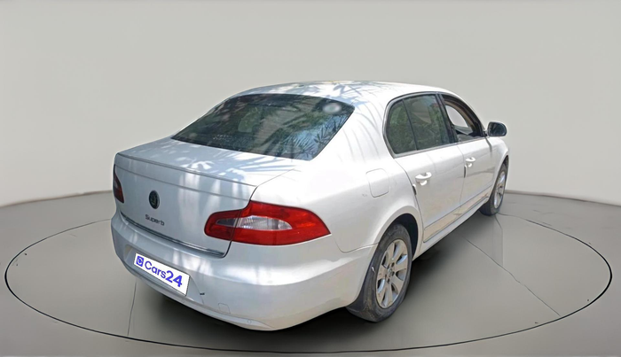 2011 Skoda Superb ELEGANCE 1.8 TSI AT, Petrol, Automatic, 1,07,416 km, exterior