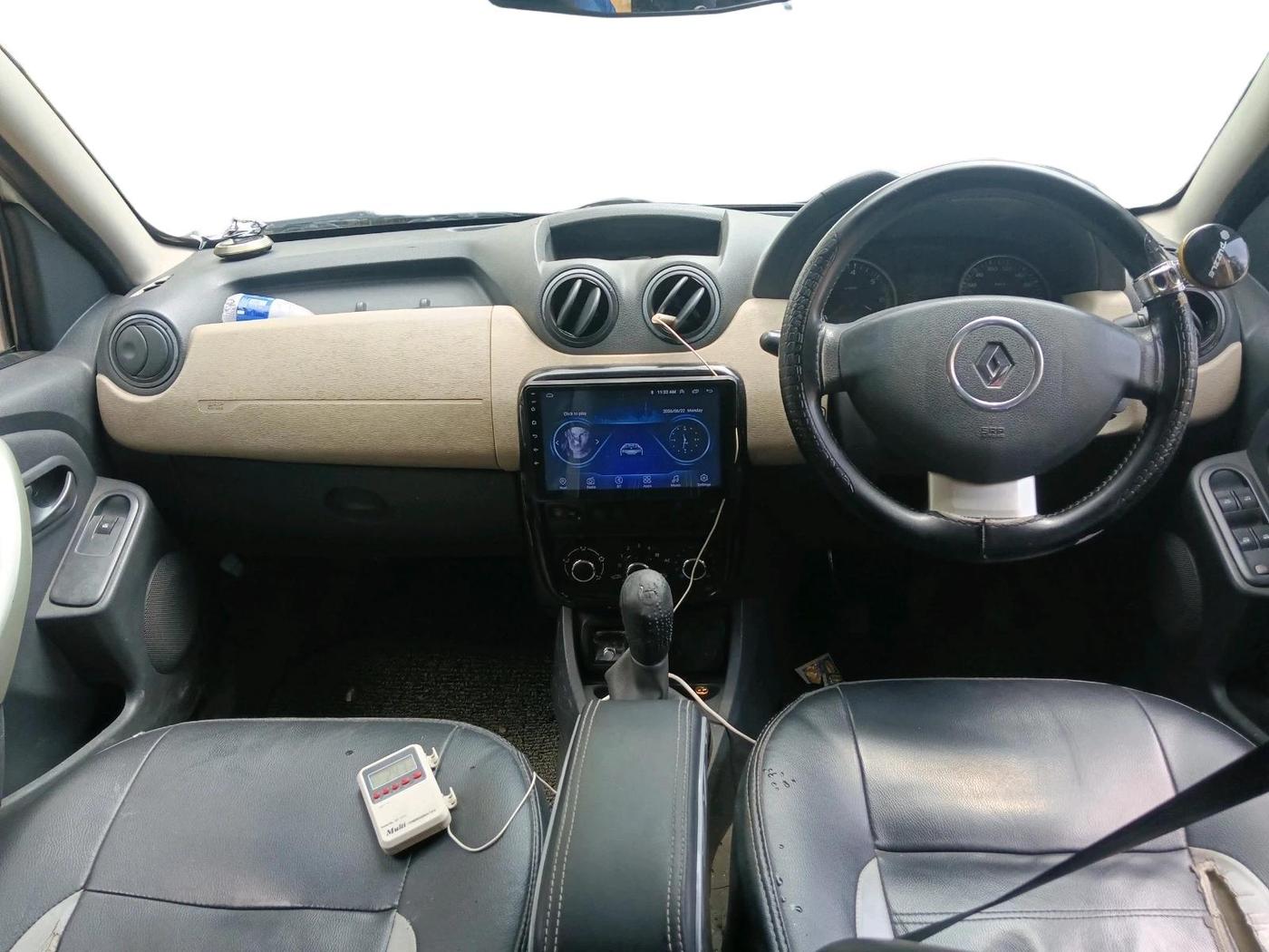 2014 Renault Duster 85 PS RXL DIESEL, Diesel, Manual, 1,34,324 km, interior