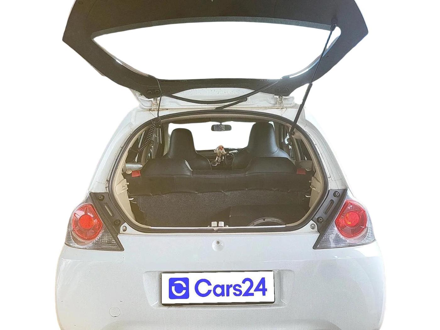 2014 Honda Brio S MT, Petrol, Manual, 74,606 km, exterior