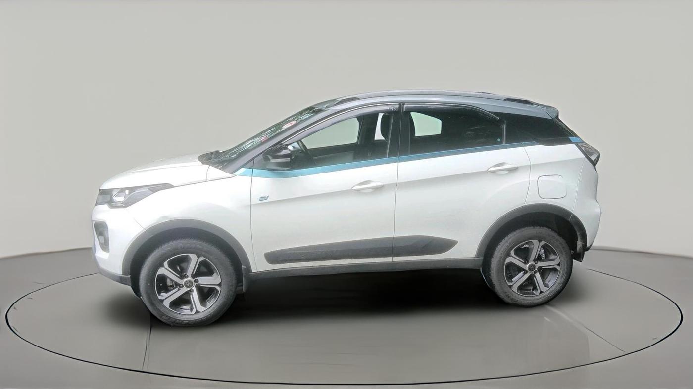 2022 Tata NEXON EV XZ PLUS, Electric, Automatic, 57,151 km, exterior