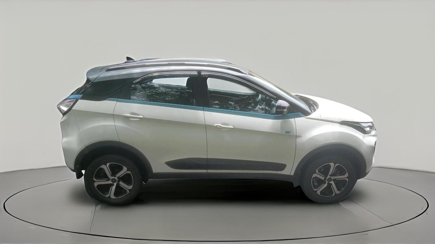 2022 Tata NEXON EV XZ PLUS, Electric, Automatic, 57,151 km, exterior