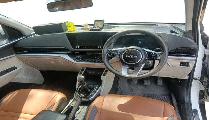 2022 KIA CARENS PRESTIGE 1.5 DIESEL 7 STR, Diesel, Manual, 1,17,460 km, interior