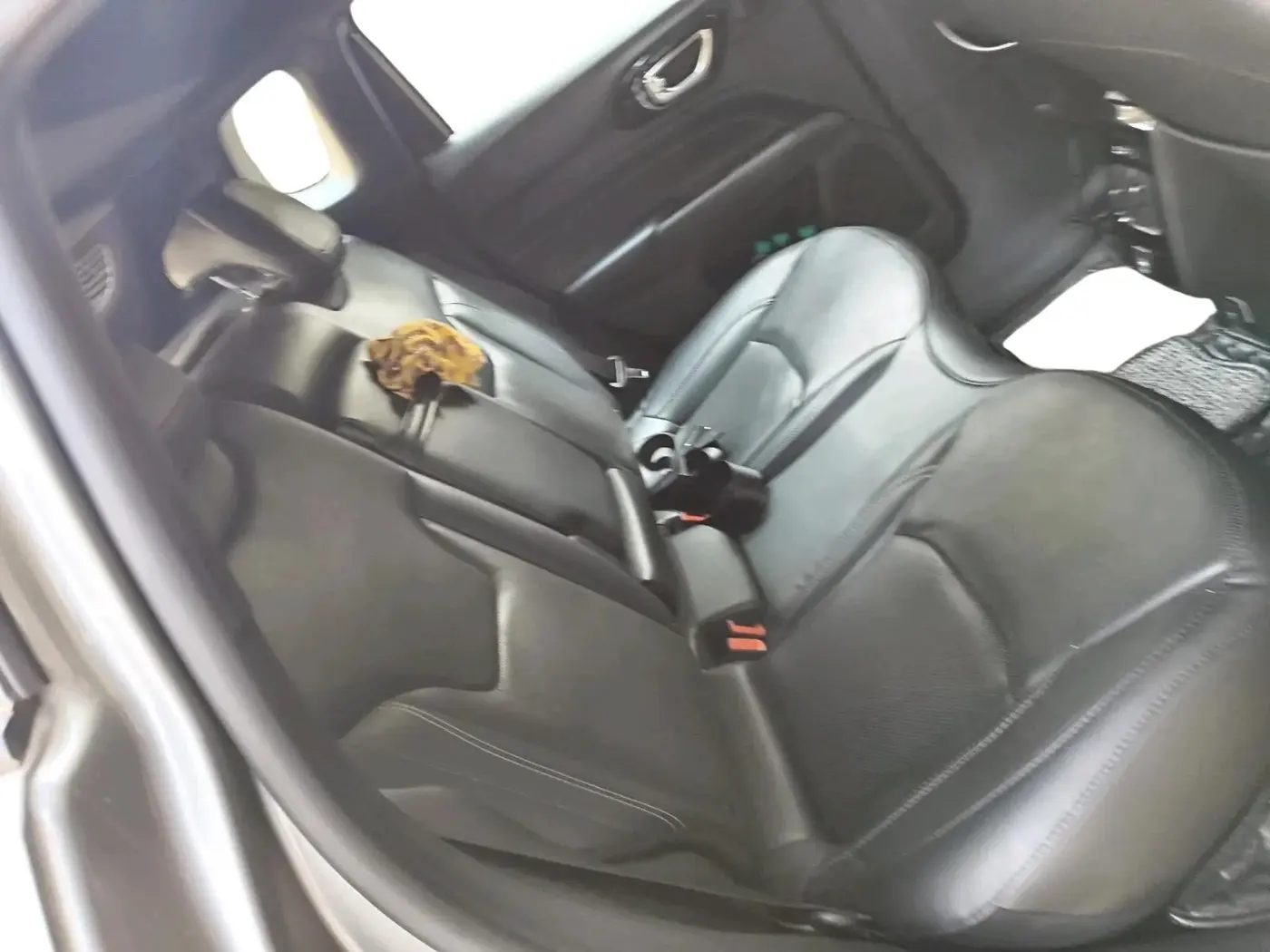 2022 Jeep Compass MODEL S (O) 1.4 PETROL DCT, Petrol, Automatic, 27,130 km, interior