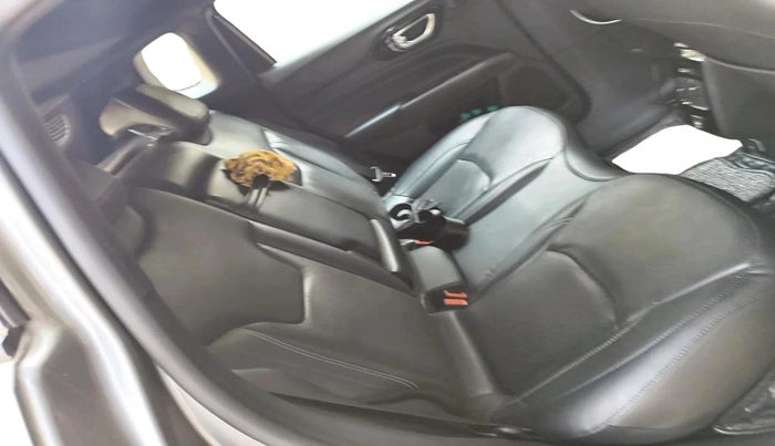 2022 Jeep Compass MODEL S (O) 1.4 PETROL DCT, Petrol, Automatic, 27,130 km, interior