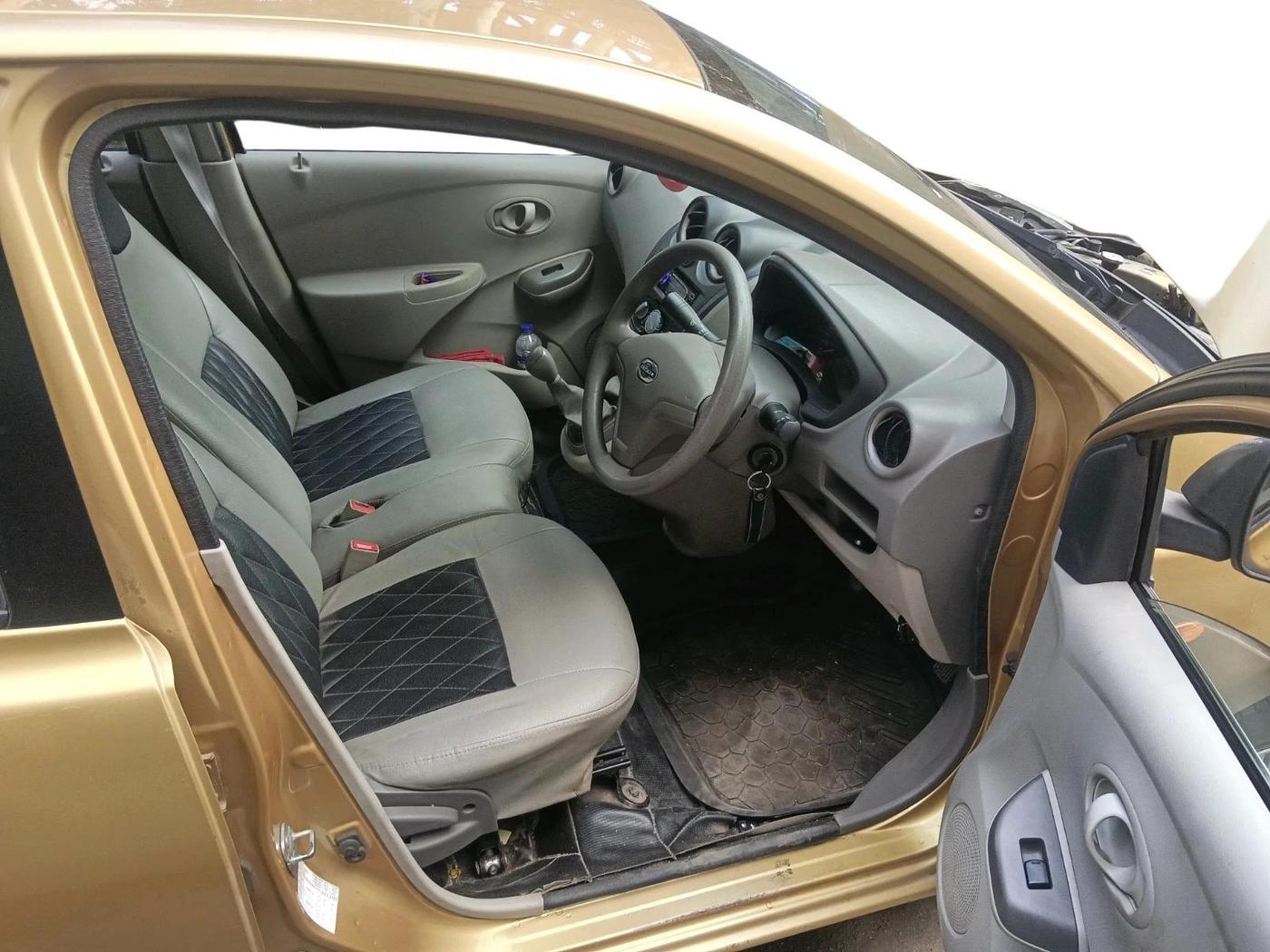 2016 Datsun Go Plus T, Petrol, Manual, 35,748 km, interior