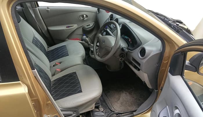 2016 Datsun Go Plus T, Petrol, Manual, 35,748 km, interior