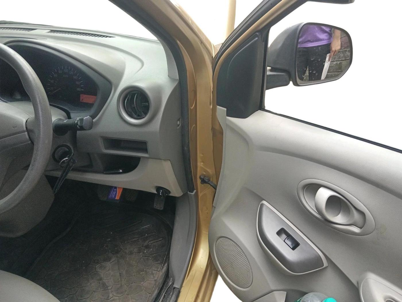 2016 Datsun Go Plus T, Petrol, Manual, 35,748 km, interior