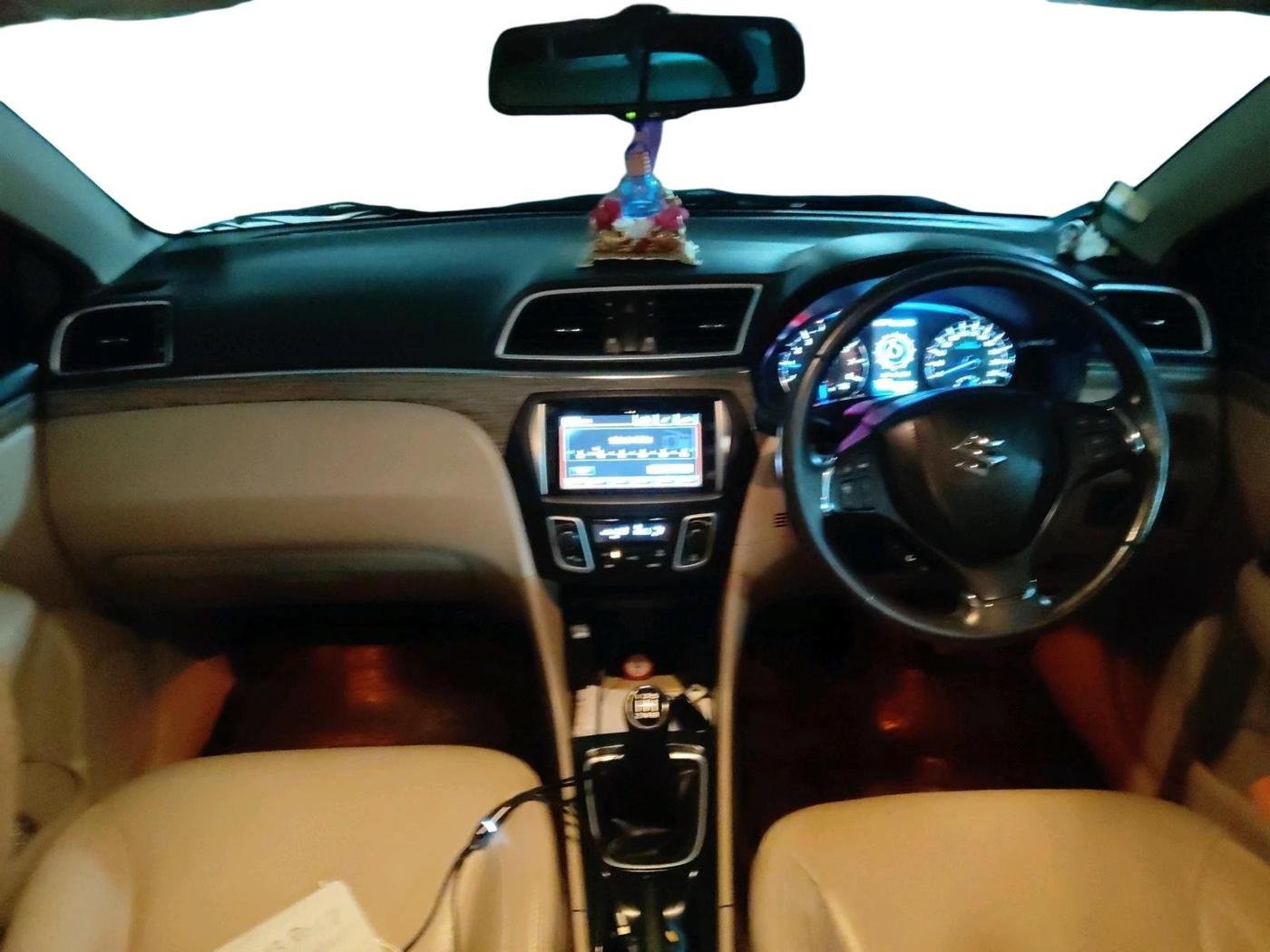 2018 Maruti Ciaz ALPHA 1.5 SHVS PETROL, Petrol, Manual, 1,45,031 km, interior