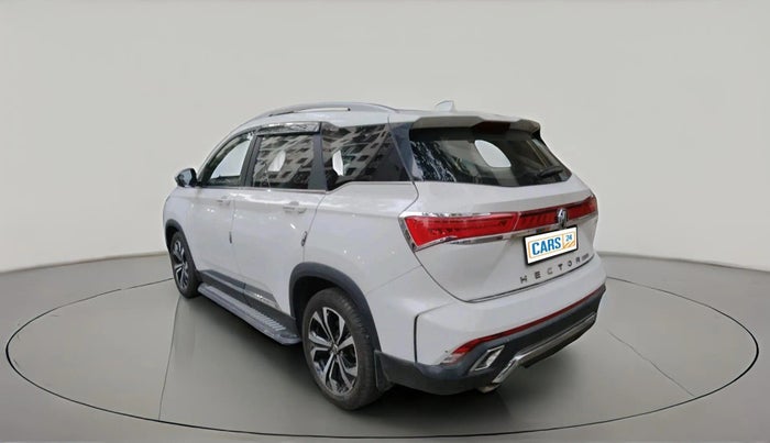 2024 MG HECTOR PLUS SAVVY PRO 1.5 TURBO CVT 7 STR, Petrol, Automatic, 19,959 km, exterior