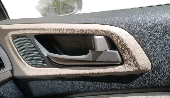 2016 Hyundai Elite i20 SPORTZ 1.2, Petrol, Manual, 30,590 km, interior