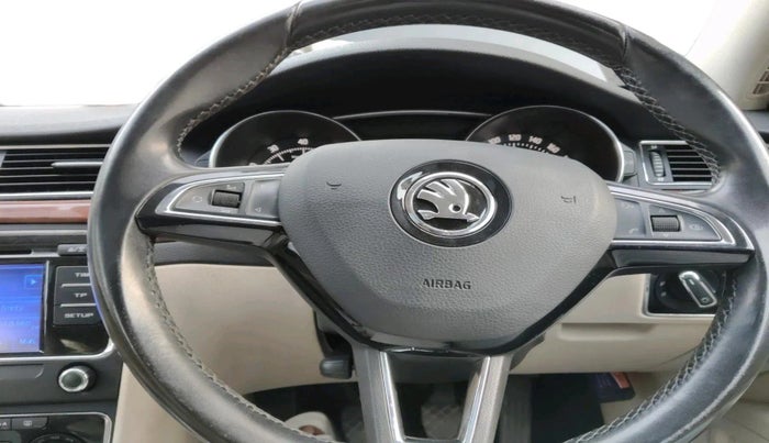 2014 Skoda Superb ELEGANCE 1.8 TSI MT, Petrol, Manual, 48,154 km, interior