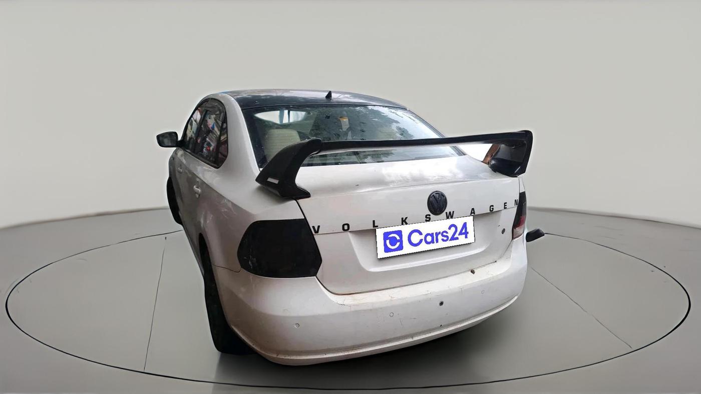 2013 Volkswagen Vento HIGHLINE 1.6 MPI, Petrol, Manual, 94,754 km, exterior
