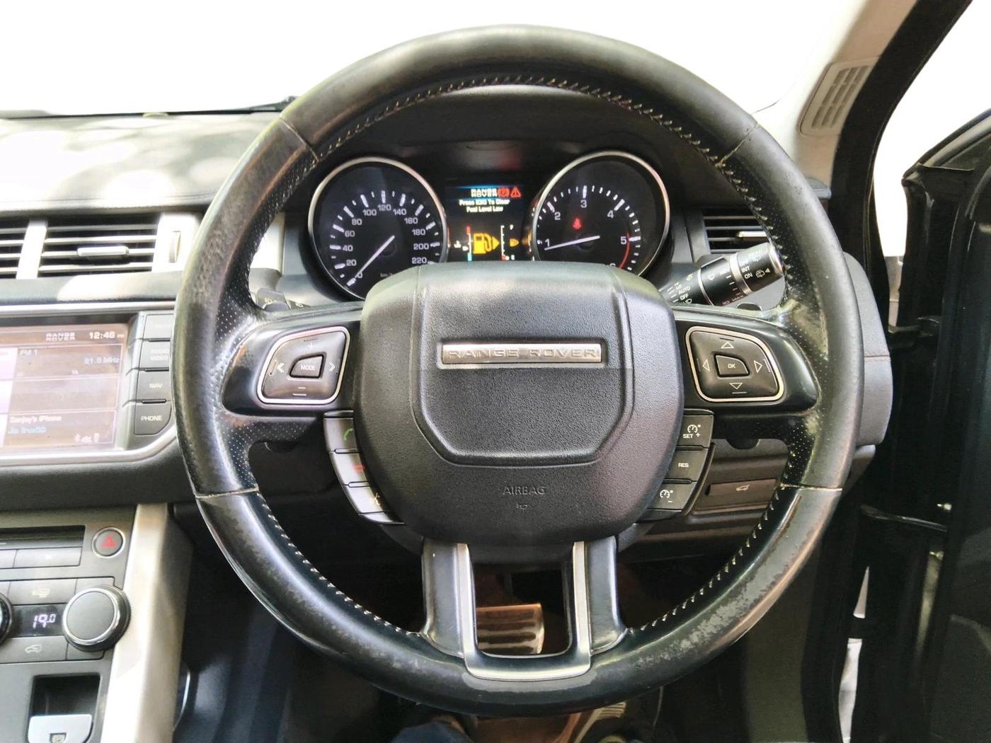 2013 Landrover Range Rover Evoque PRESTIGE SD4, Diesel, Automatic, 1,31,838 km, interior