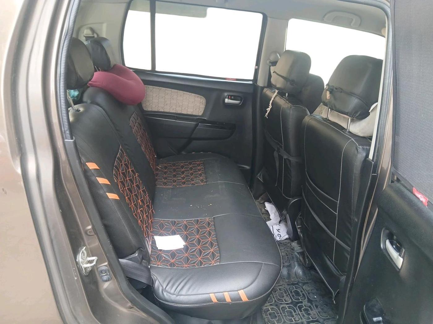 2018 Maruti Wagon R 1.0 VXI + (O) AMT, Petrol, Automatic, 85,804 km, interior