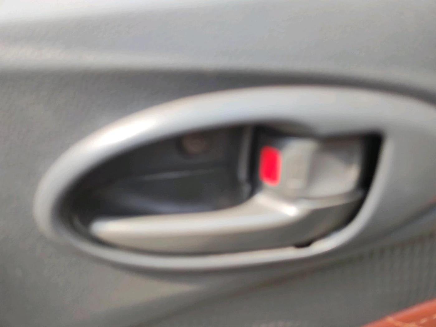 2012 Toyota Etios G, CNG, Manual, 1,25,374 km, interior