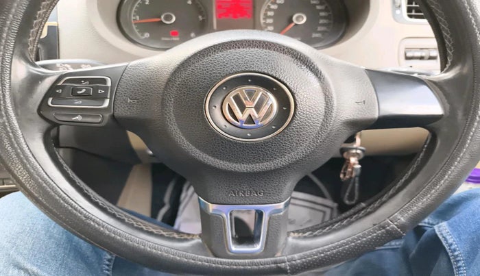 2012 Volkswagen Vento HIGHLINE DIESEL 1.6, Diesel, Manual, 1,21,377 km, interior