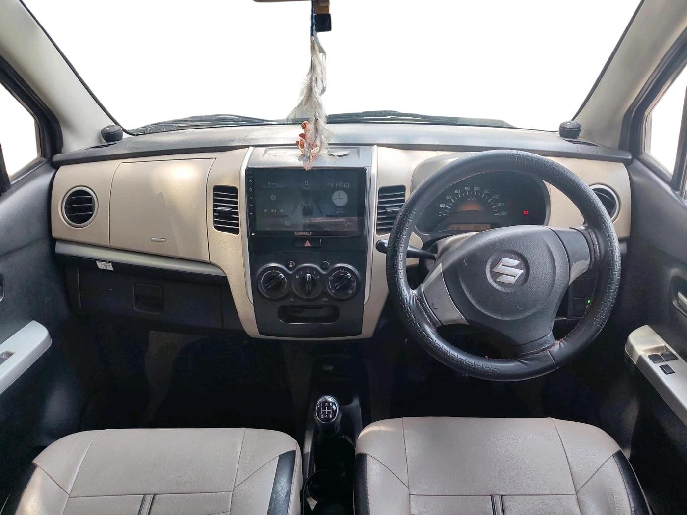 2018 Maruti Wagon R 1.0 LXI CNG, CNG, Manual, 88,634 km, interior