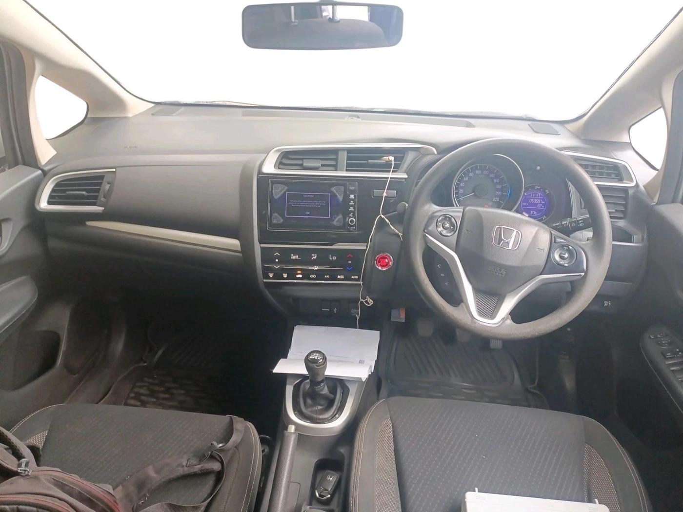 2017 Honda WR-V 1.5L I-DTEC VX MT, Diesel, Manual, 53,597 km, interior