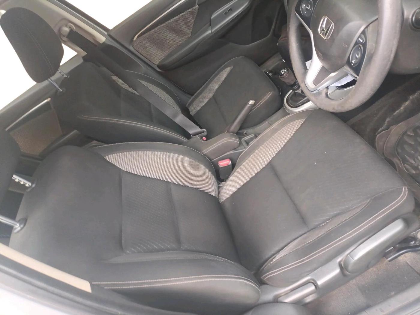 2017 Honda WR-V 1.5L I-DTEC VX MT, Diesel, Manual, 53,597 km, interior