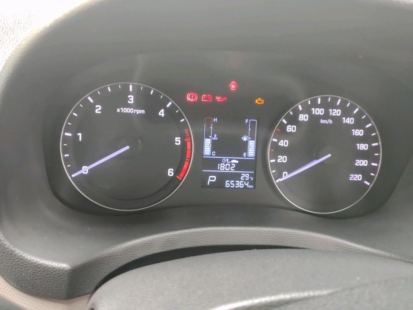 2018 Hyundai Creta SX PLUS AT 1.6 DIESEL, Diesel, Automatic, 65,364 km, interior
