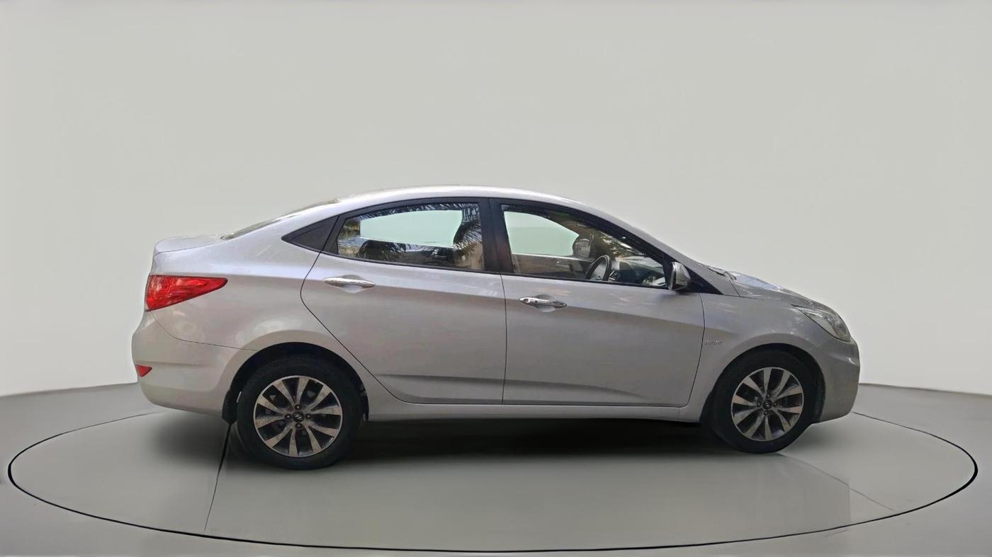 2014 Hyundai Verna FLUIDIC 1.6 VTVT SX, Petrol, Manual, 57,857 km, exterior