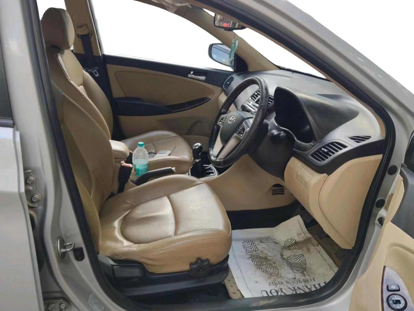 2014 Hyundai Verna FLUIDIC 1.6 VTVT SX, Petrol, Manual, 57,857 km, interior