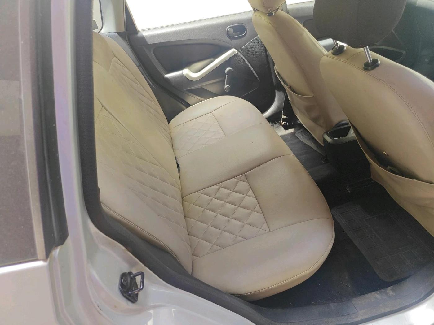 2011 Ford Figo TITANIUM 1.2 PETROL, Petrol, Manual, 74,232 km, interior