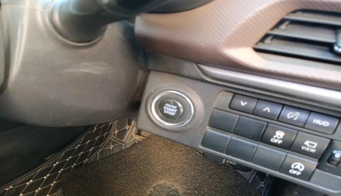 2023 Maruti BREZZA ZXI + SMART HYBRID, Petrol, Manual, 83,408 km, interior