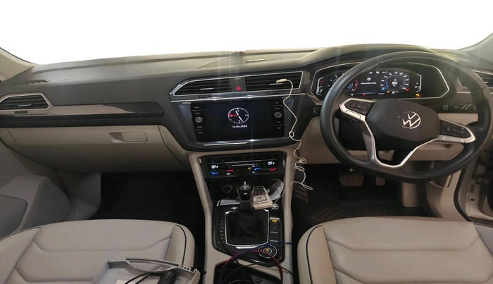 2023 Volkswagen TIGUAN ELEGANCE 2.0 TSI DSG, Petrol, Automatic, 4,222 km, interior