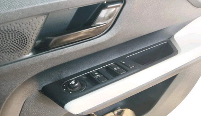 2025 Tata PUNCH Accomplished Plus iCNG, CNG, Manual, 9,785 km, interior