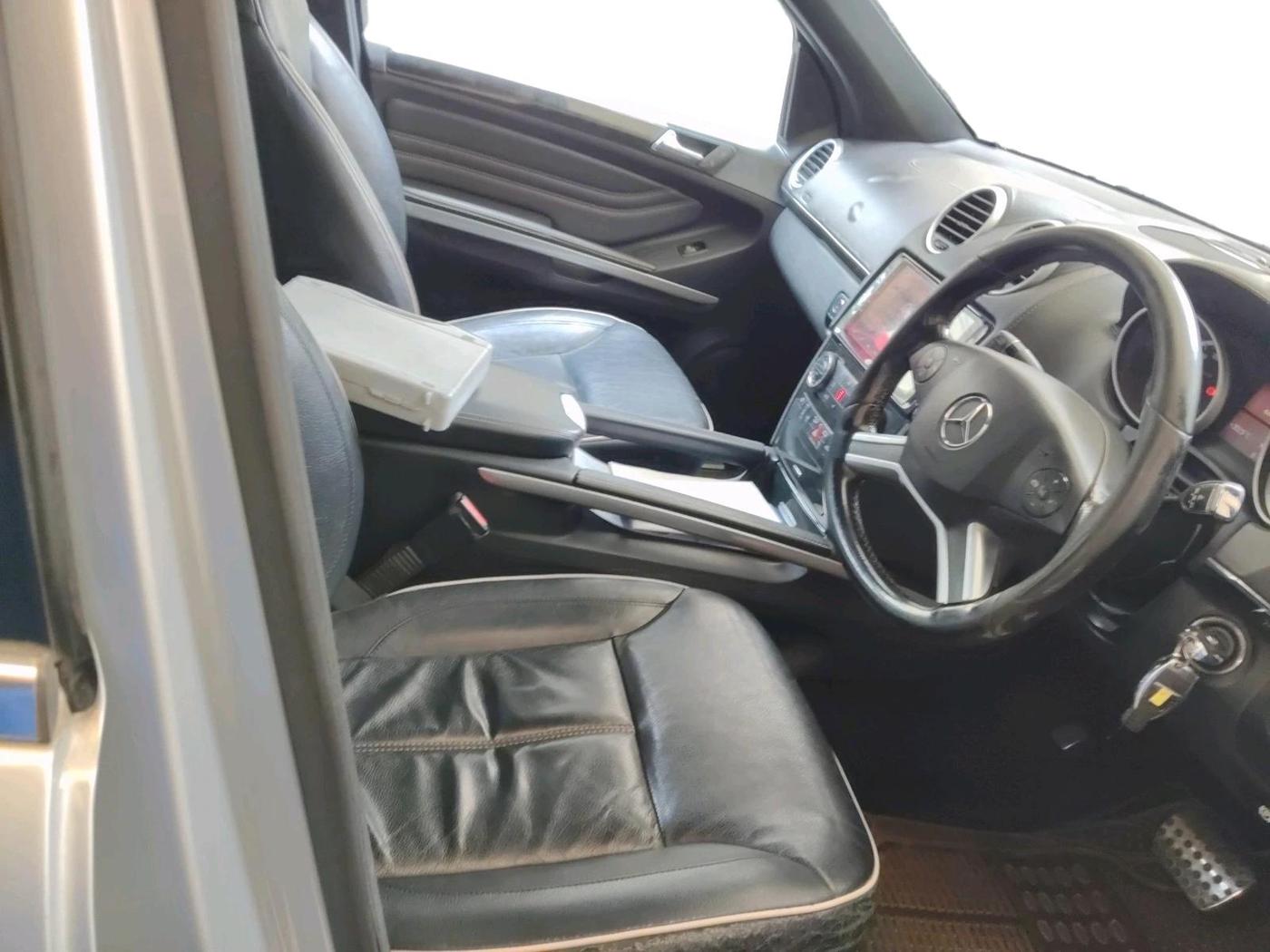 2012 Mercedes Benz Ml Class 350 CDI, Diesel, Automatic, 66,162 km, interior