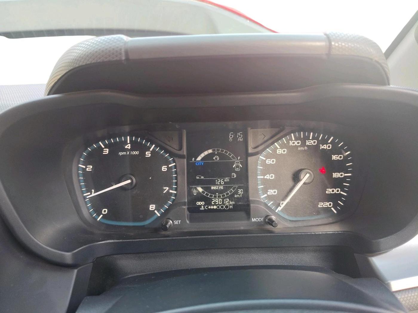 2020 Tata ALTROZ XE PETROL, Petrol, Manual, 29,012 km, interior