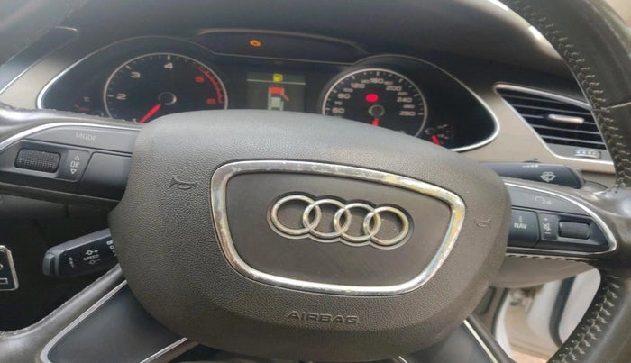 2012 Audi A4 2.0 TDI Multitronic, Diesel, Automatic, 84,763 km, interior