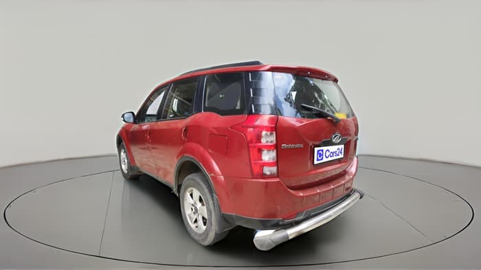 2015 Mahindra XUV500 W8, Diesel, Manual, 1,15,957 km, exterior
