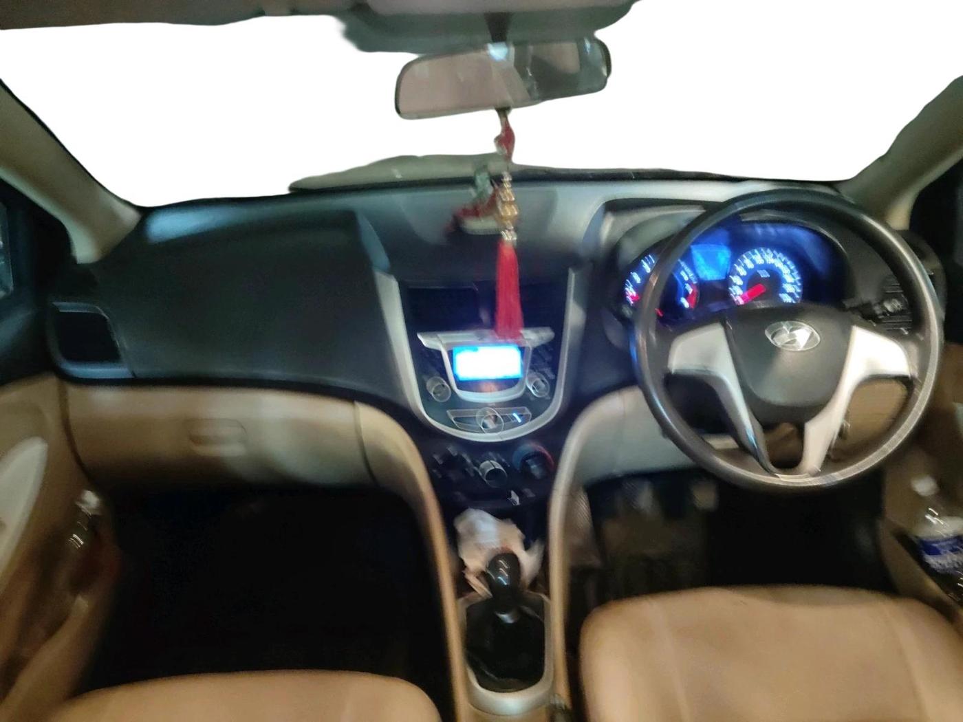 2013 Hyundai Verna FLUIDIC 1.4 VTVT, Petrol, Manual, 96,995 km, interior