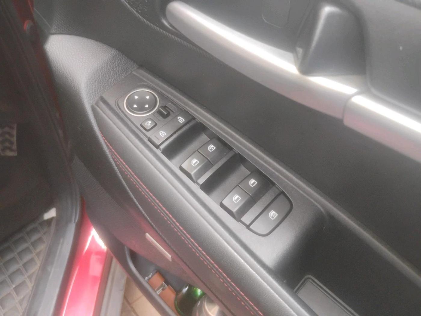 2020 KIA SONET GTX PLUS 1.0 IMT, Petrol, Manual, 29,243 km, interior