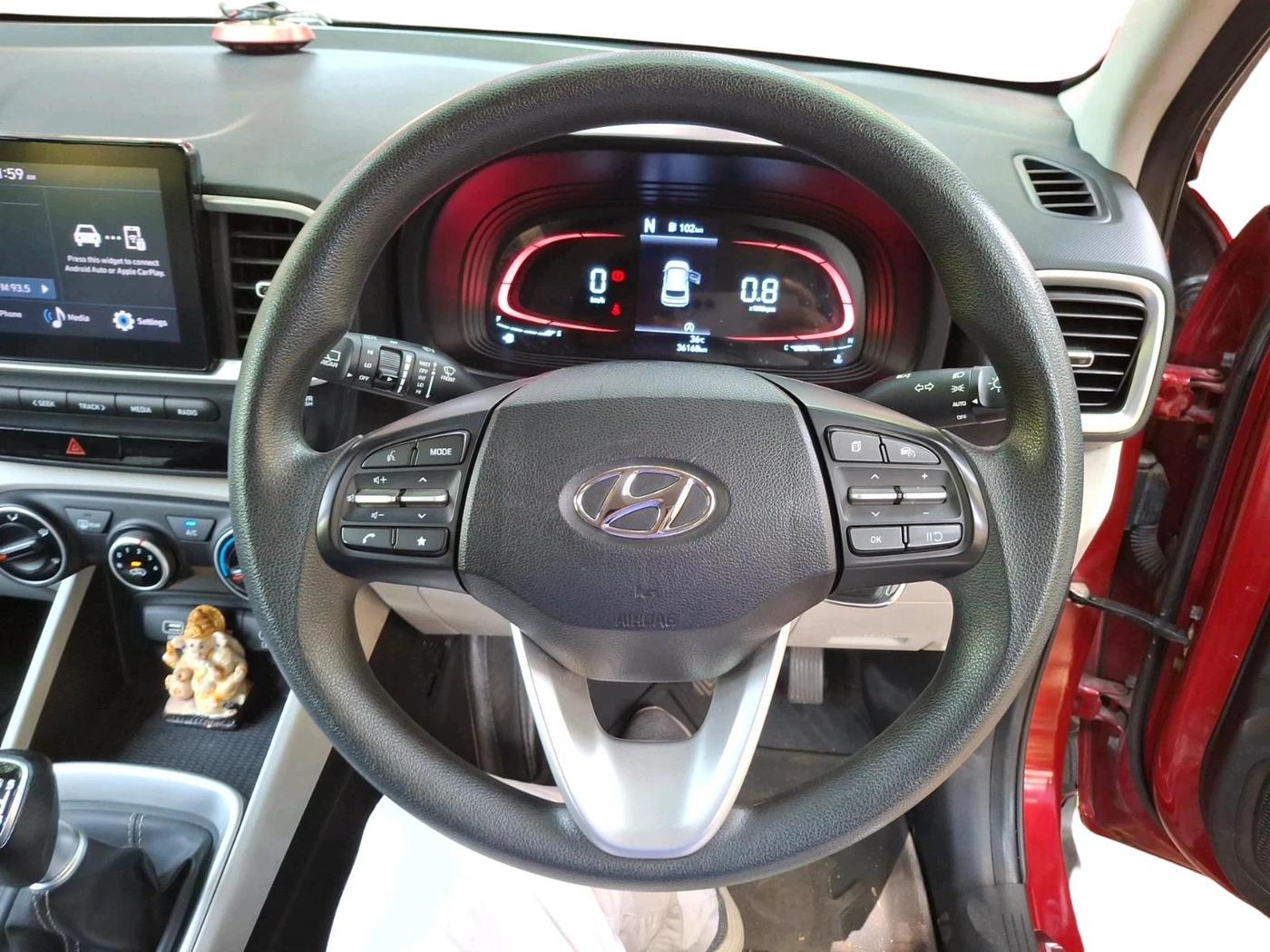 2023 Hyundai VENUE S (O) 1.0 TURBO IMT, Petrol, Manual, 36,168 km, interior