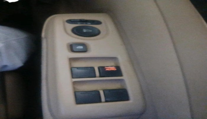 2011 Honda City 1.5L I-VTEC S MT, Petrol, Manual, 1,38,587 km, interior