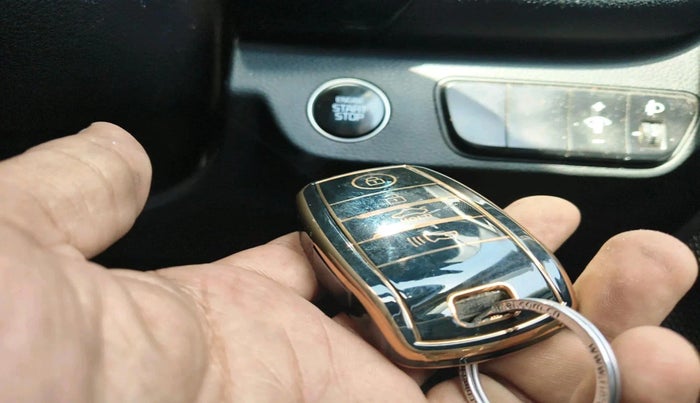 2021 KIA SELTOS HTK PLUS AT 1.5 DIESEL, Diesel, Automatic, 1,39,080 km, interior