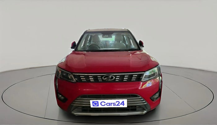 2021 Mahindra XUV300 W8 (O) 1.2 PETROL AMT DUAL TONE, Petrol, Automatic, 19,500 km, exterior
