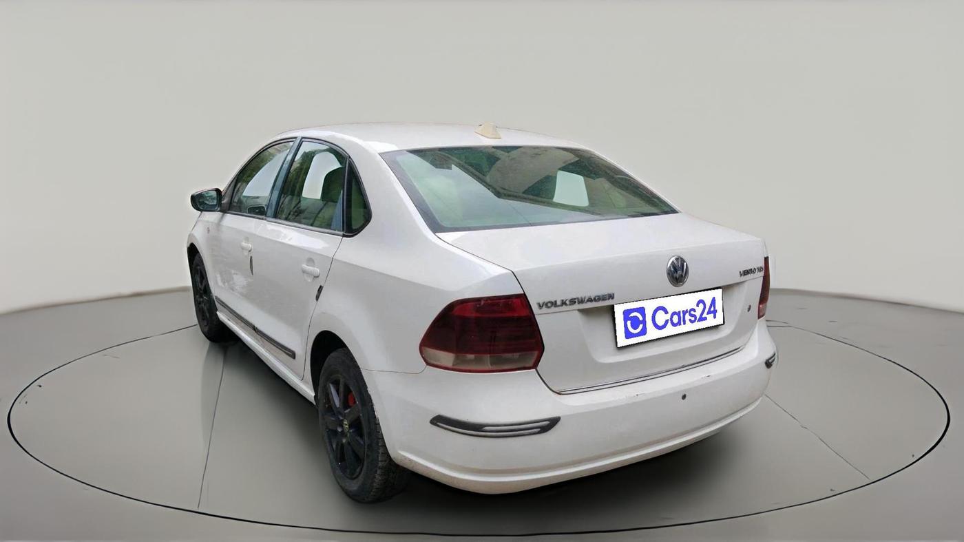 2011 Volkswagen Vento HIGHLINE DIESEL 1.6, Diesel, Manual, 1,49,860 km, exterior