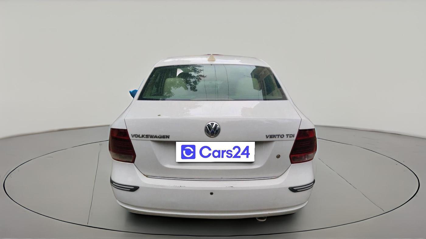 2011 Volkswagen Vento HIGHLINE DIESEL 1.6, Diesel, Manual, 1,49,860 km, exterior