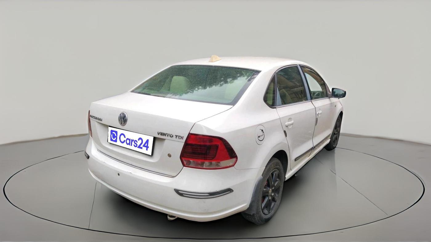 2011 Volkswagen Vento HIGHLINE DIESEL 1.6, Diesel, Manual, 1,49,860 km, exterior