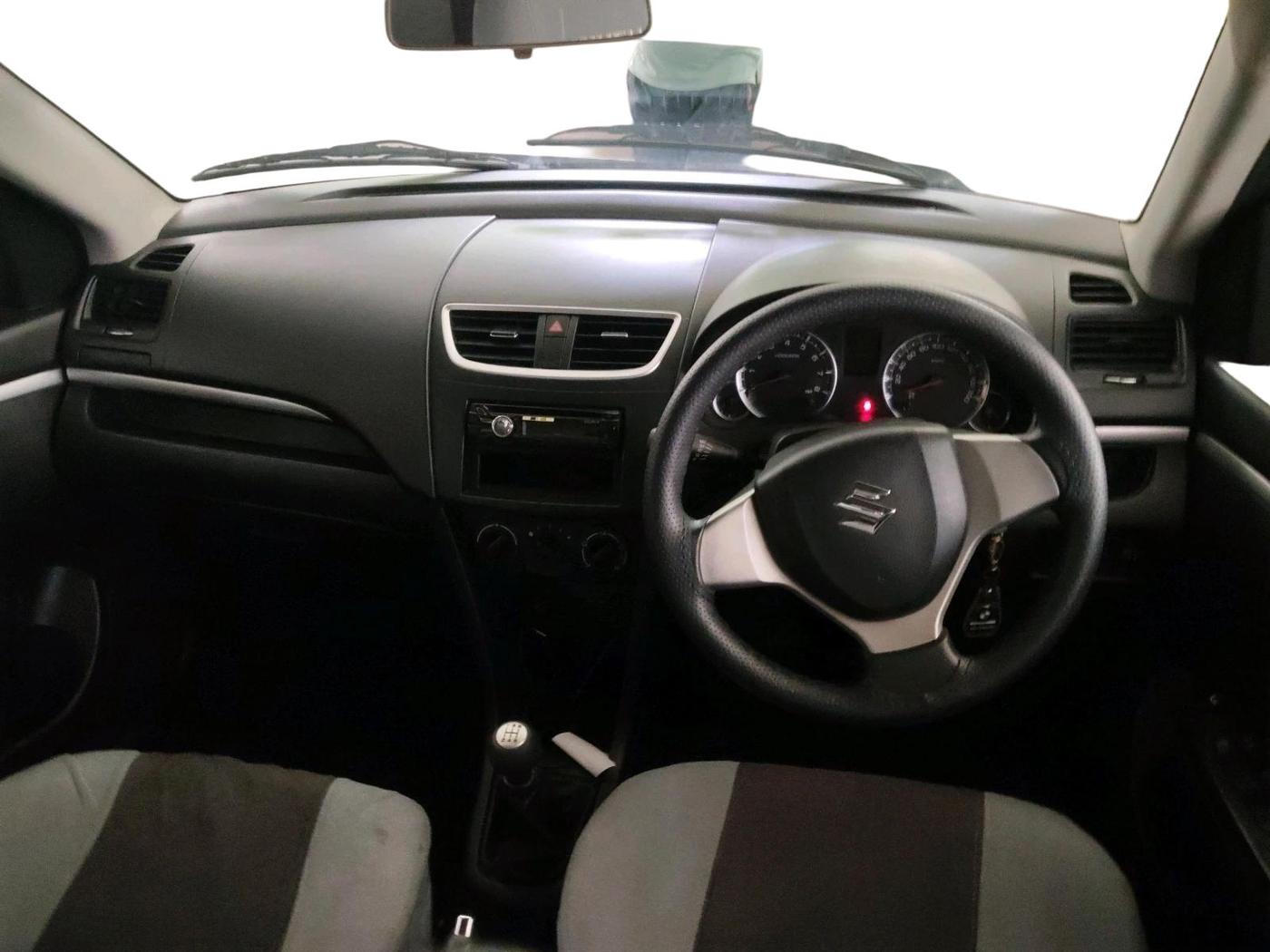 2013 Maruti Swift VXI, Petrol, Manual, 19,033 km, interior