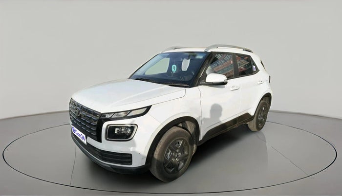 2024 Hyundai VENUE SX 1.2 PETROL, Petrol, Manual, 16,440 km, exterior